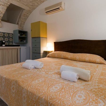 Casa Villani Guest House Ostuni Bagian luar foto