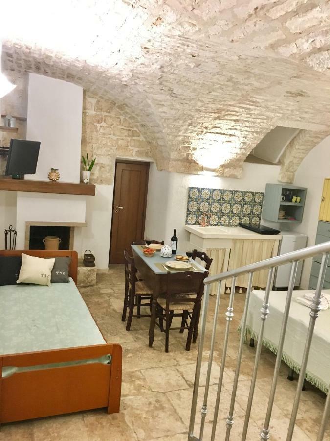 Casa Villani Guest House Ostuni Bagian luar foto