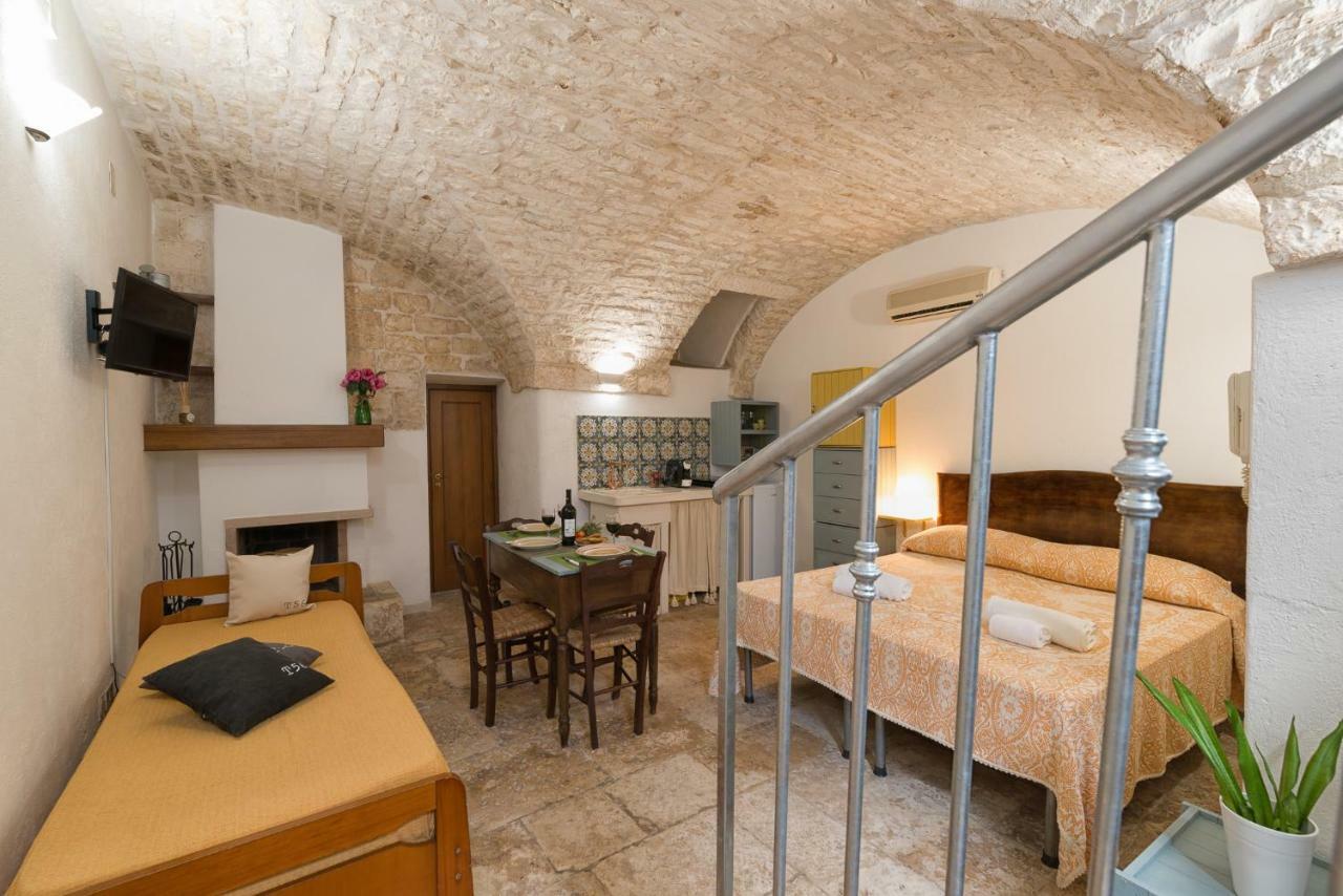 Casa Villani Guest House Ostuni Bagian luar foto